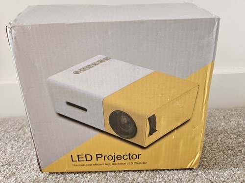 Mini led projector - projector, in
