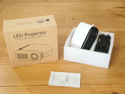 Mini led projector - mini, boxed